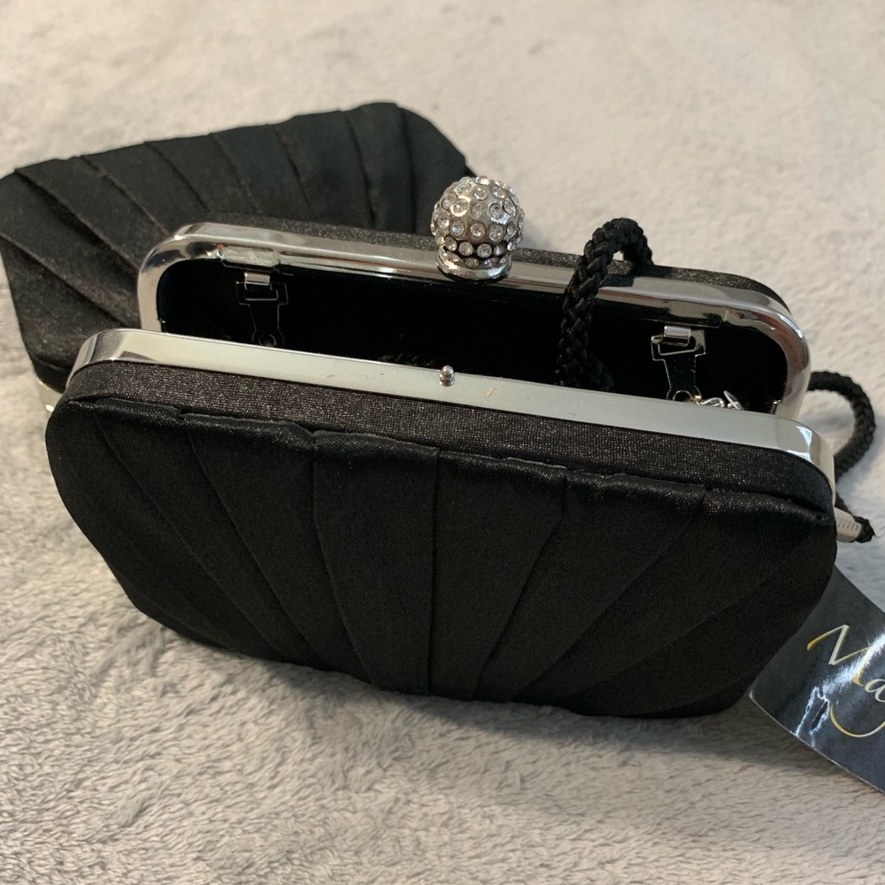 NWT Formal Clutch